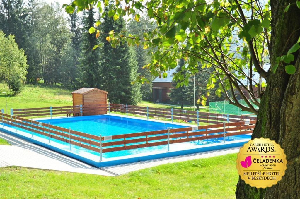 Horsky Hotel Celadenka / Mountain Resort Celadna Luaran gambar